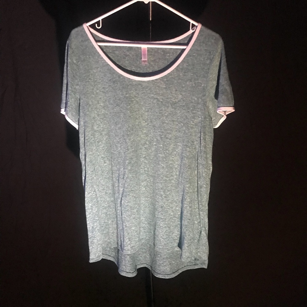 Green/white trim LuLaRoe L Classic T